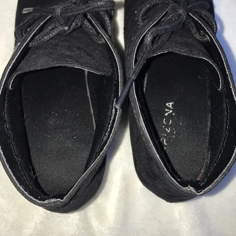 Black wedge heel booties, size 8 - Picture 9 of 13